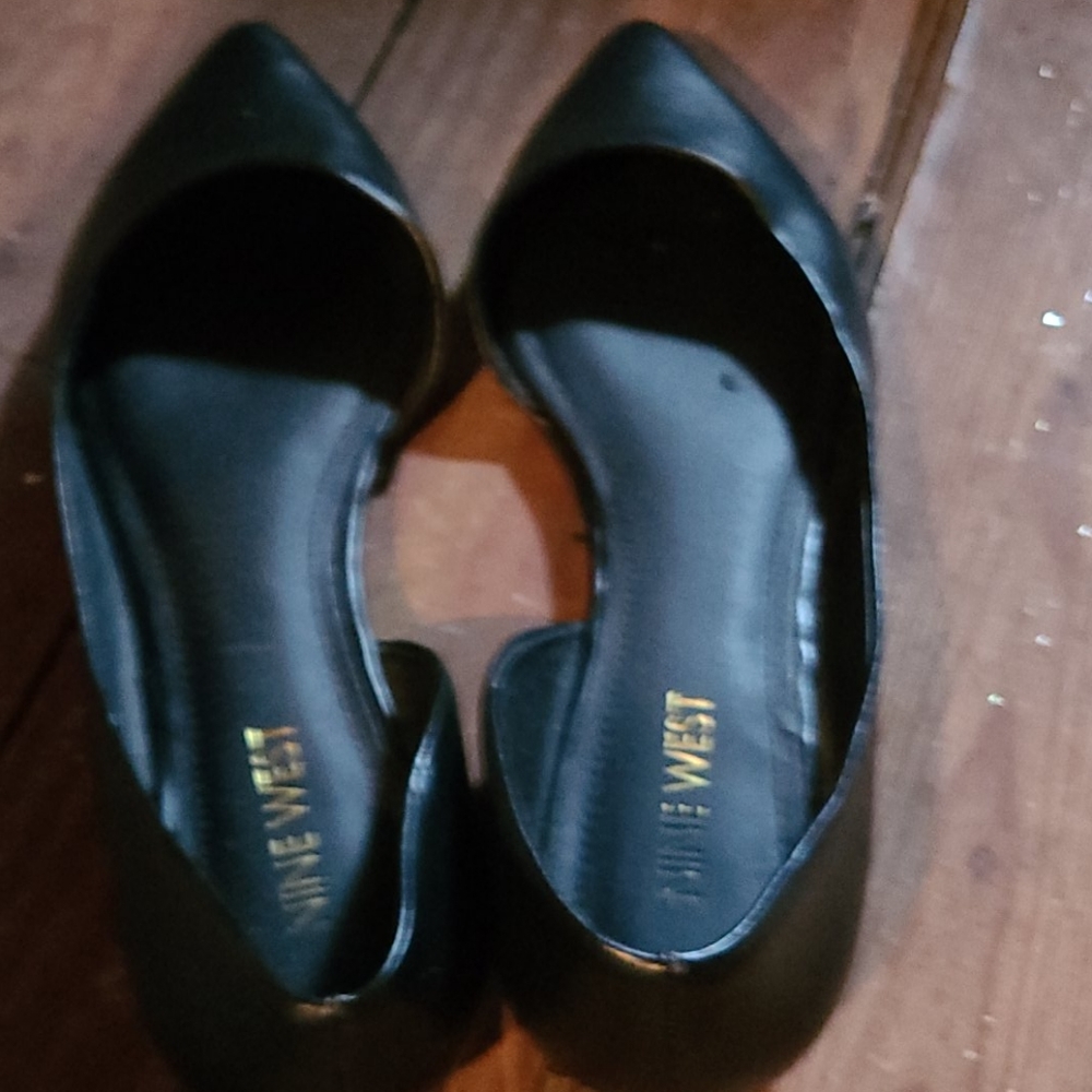 Nine West flat dress shoes